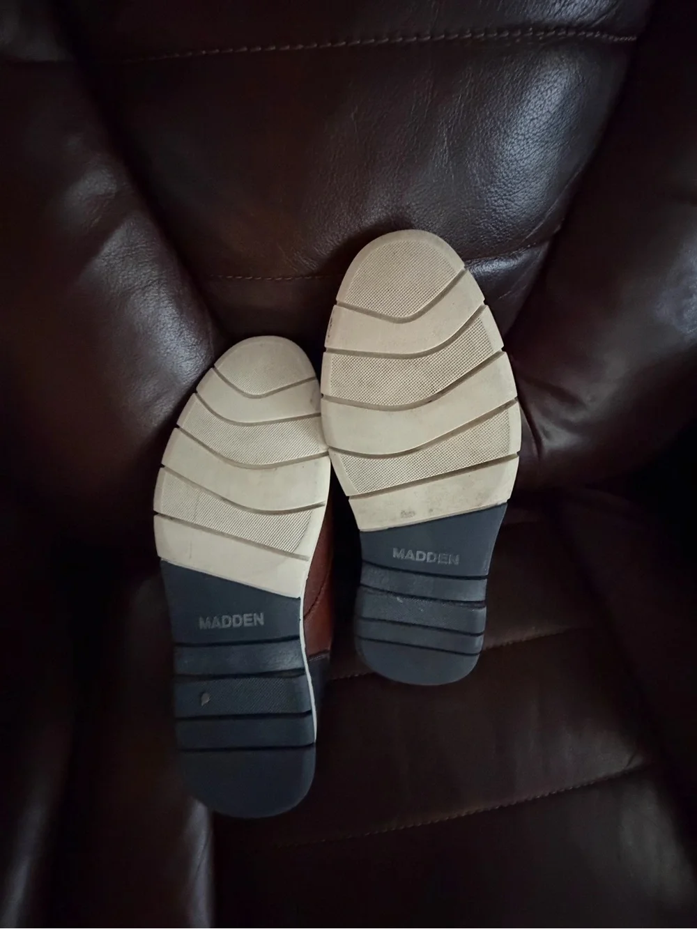 Steve Madden Brown and Navy Casual Lace-Up Loafers scuff mark on toe .